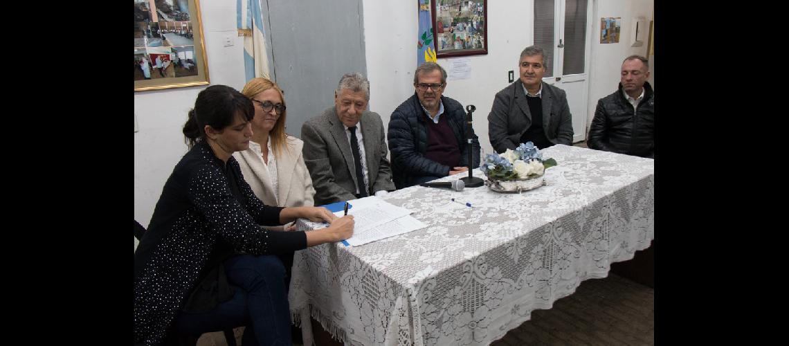 La Escuela Nordm17 ya tiene la propiedad de su edificio