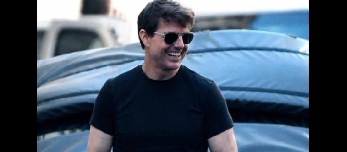 Tom Cruise confirmoacute que Top Gun 2 se filmaraacute en 2018