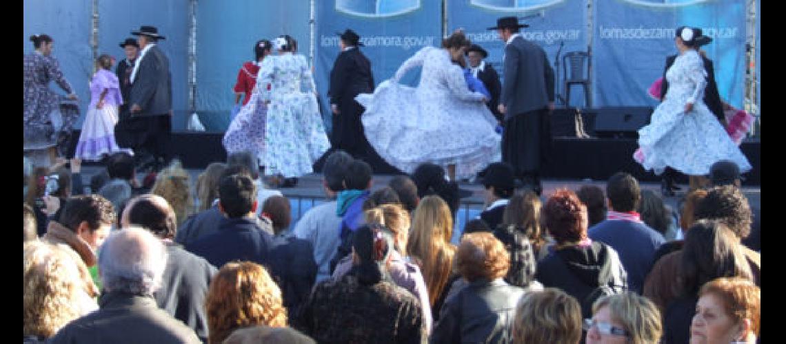 Hoy celebran el Pericoacuten en Lomas