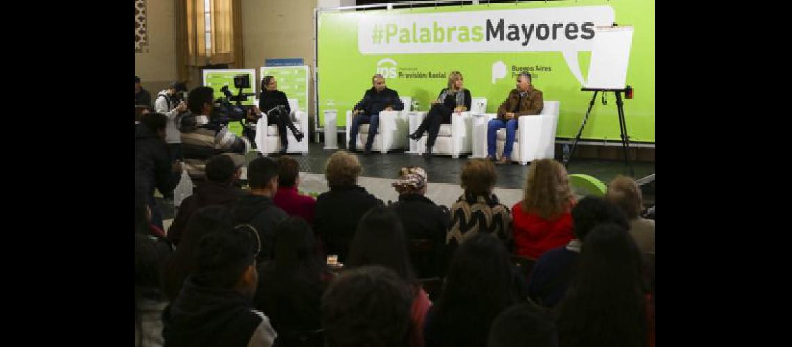 Lanuacutes lanzoacute un proyecto para unir a las generaciones