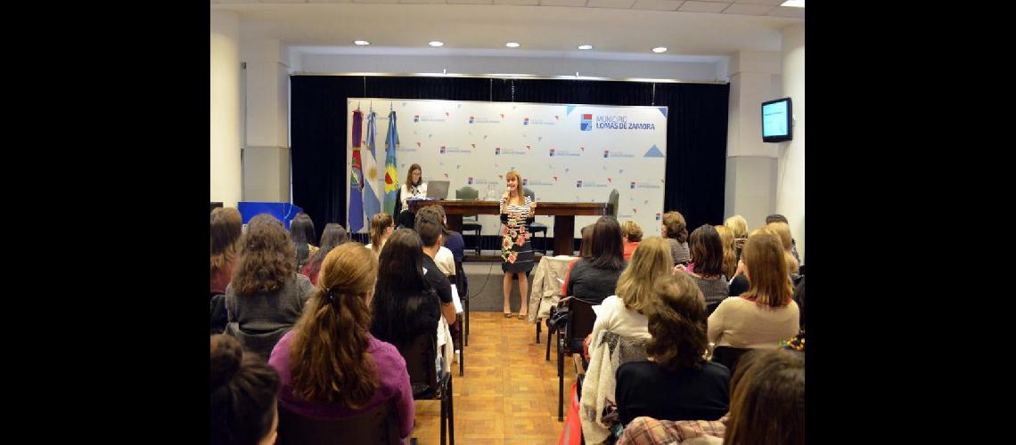Dictan cursos para resolver los conflictos en los barrios