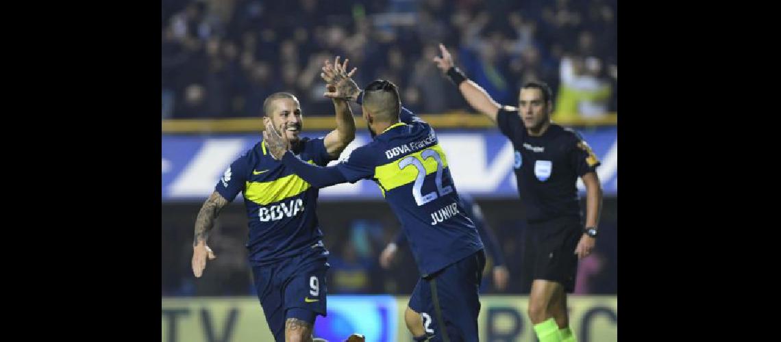 Boca ganoacute River perdioacute y el campeonato se puso color azul y amarillo