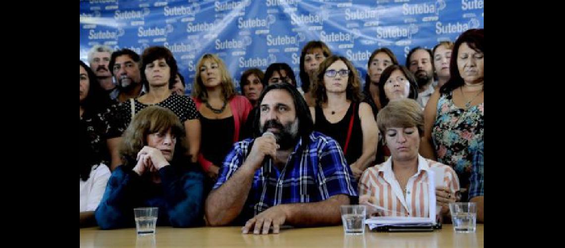 Denunciaron que se ldquoavasallan los derechosrdquo docentes