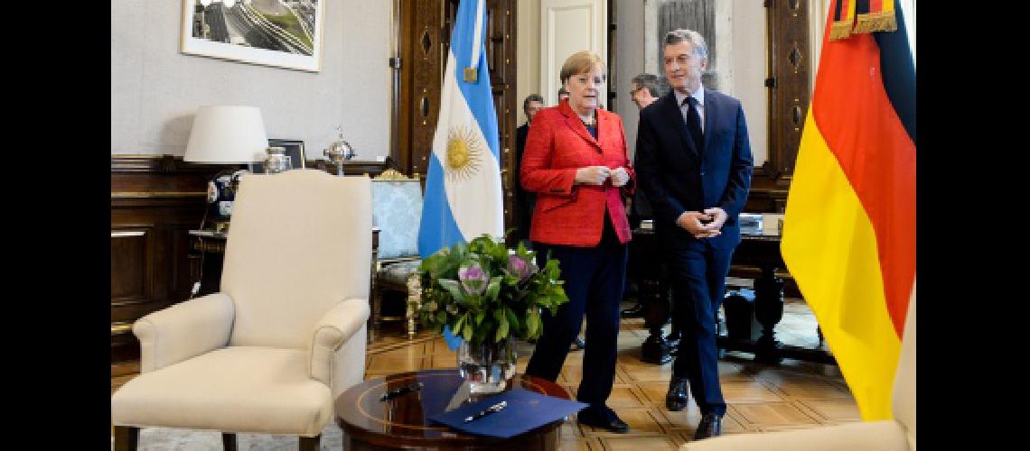 Merkel- Las condiciones macro en la Argentina se han vuelto maacutes confiables