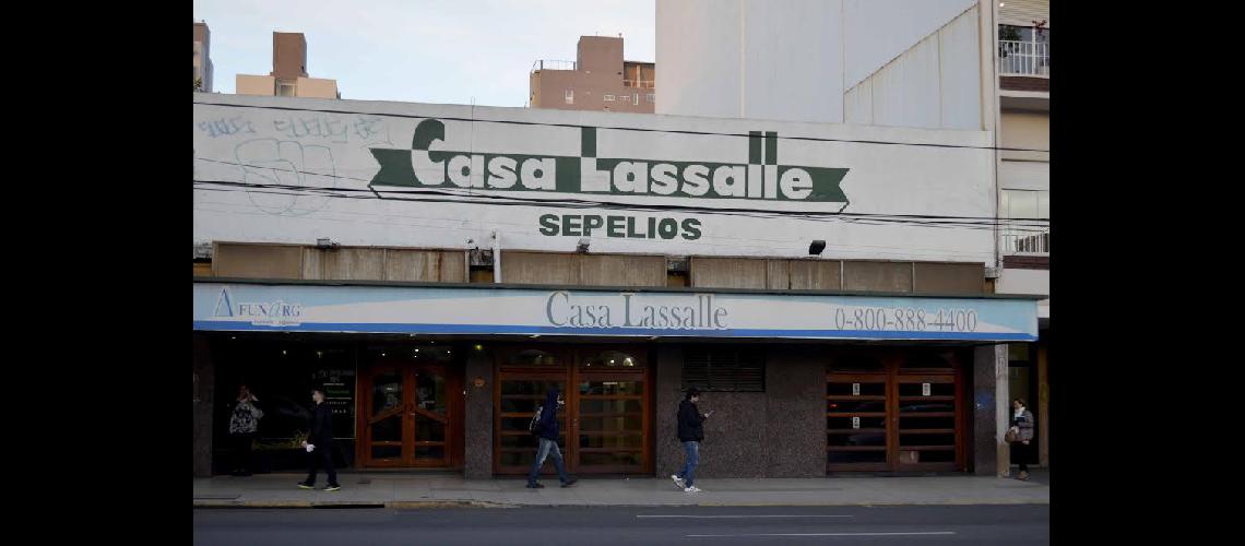 Familiares y amigos despidieron a Agustiacuten