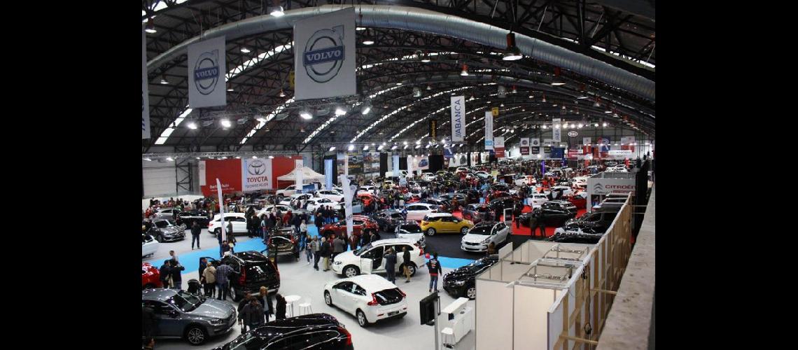 Las automotrices aseguran que no hay competitividad