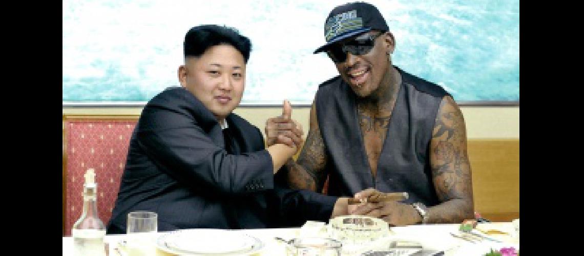 Dennis Rodman llegoacute a Pyongyang para abrir la puerta al diaacutelogo