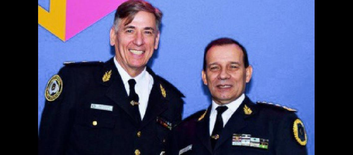 Joseacute Pedro Potocar (i) y Ricardo Calvintildeo