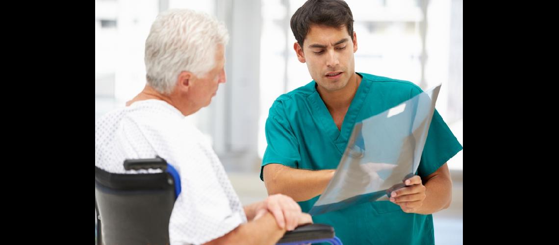 A traveacutes de ecografiacuteas gratuitas buscan prevenir el caacutencer de proacutestata