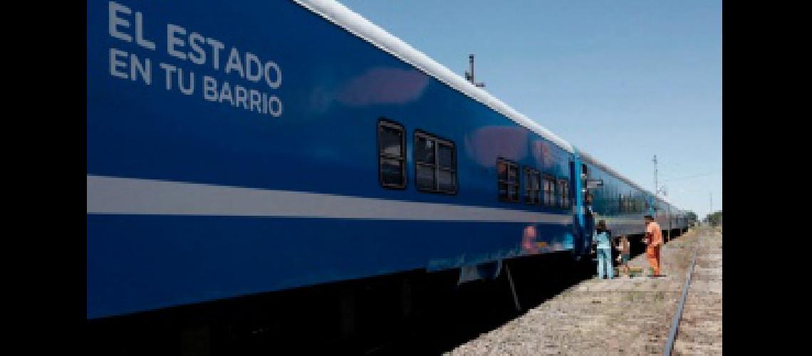 El tren de El Estado en tu Barrio atiende a miles de personas en el interior