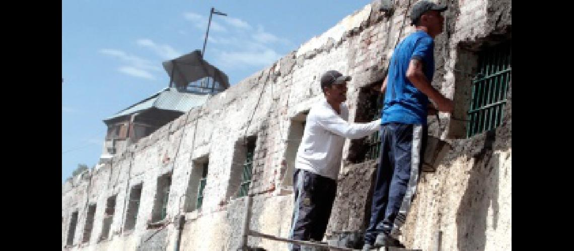 Un grupo de presos de Mendoza construyoacute un aula en un penal y limpioacute el Cerro de la Gloria