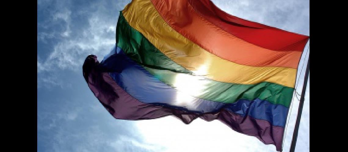 La bandera del arcoiacuteris seraacute izada en el Obelisco en el Diacutea del orgullo Lgbti