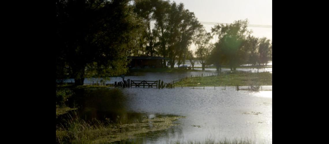 Los evacuados en San Luis del Palmar vuelven a sus casas