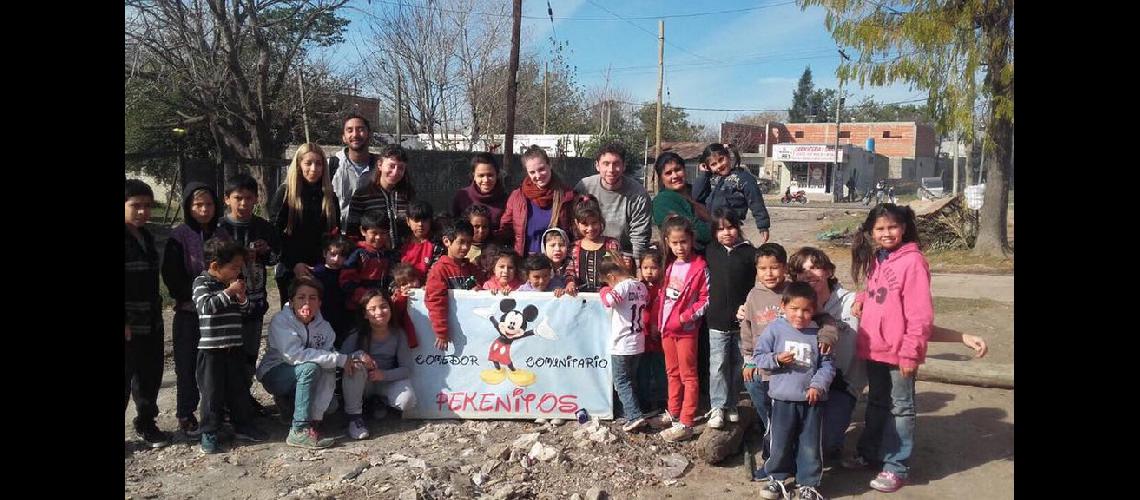 Suman voluntarios para apoyo escolar