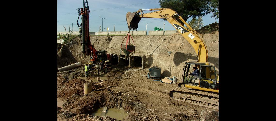 La construccioacuten de la Estacioacuten de Bombeo avanza en varios frentes