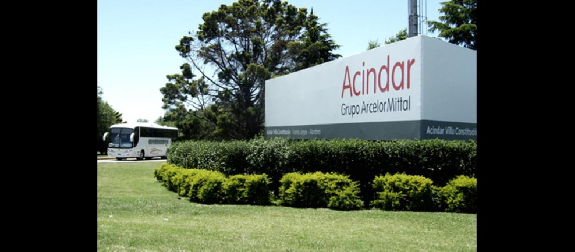 Acindar anticipoacute que su produccioacuten y venta de aceros creceraacuten 10-en-porciento- este antildeo