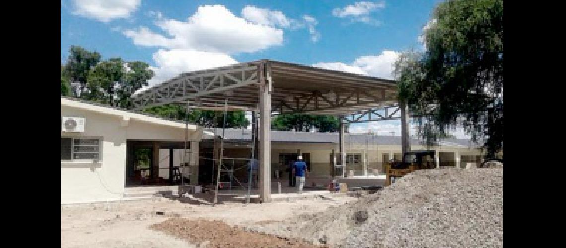 La Provincia refacciona y ampliacutea maacutes de 30 escuelas con una inversioacuten superior a los 368 millones