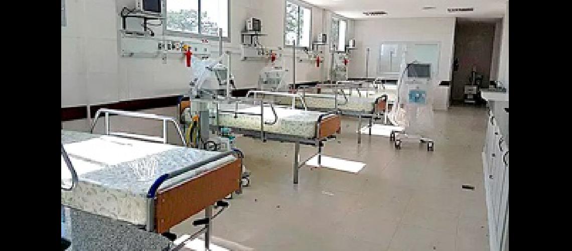 Inauguran la nueva unidad materno infantil y el tomoacutegrafo en el Hospital Oraacuten