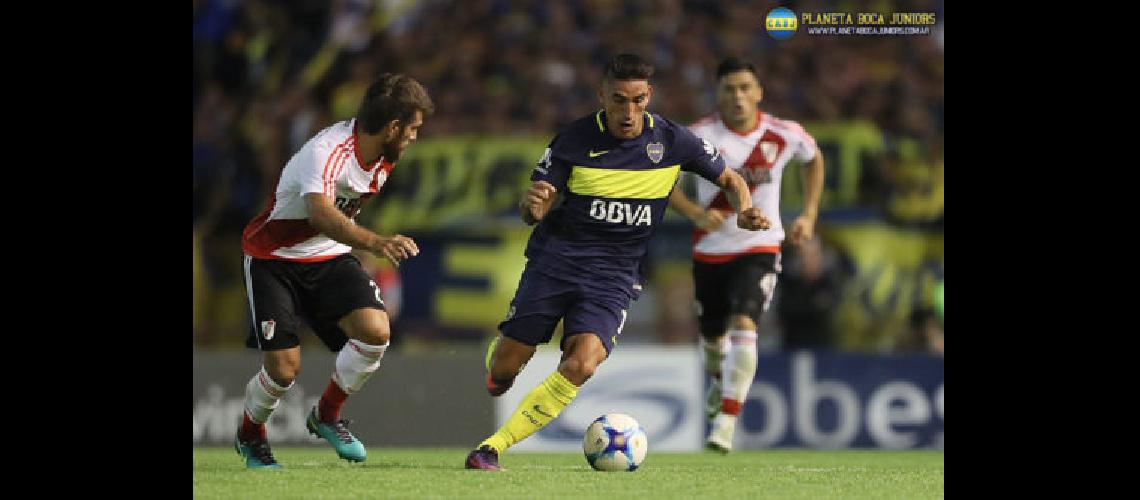 En Lanuacutes quieren jugar la Libertadores con Centurioacuten
