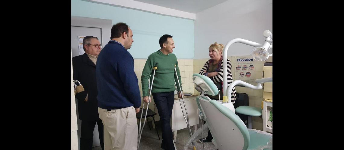 Centenario- Vintildeuales visitoacute la Unidad Sanitaria Fonrouge