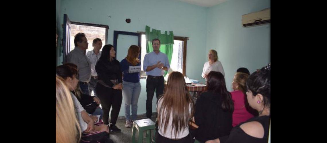 Inauguran un taller de oficios