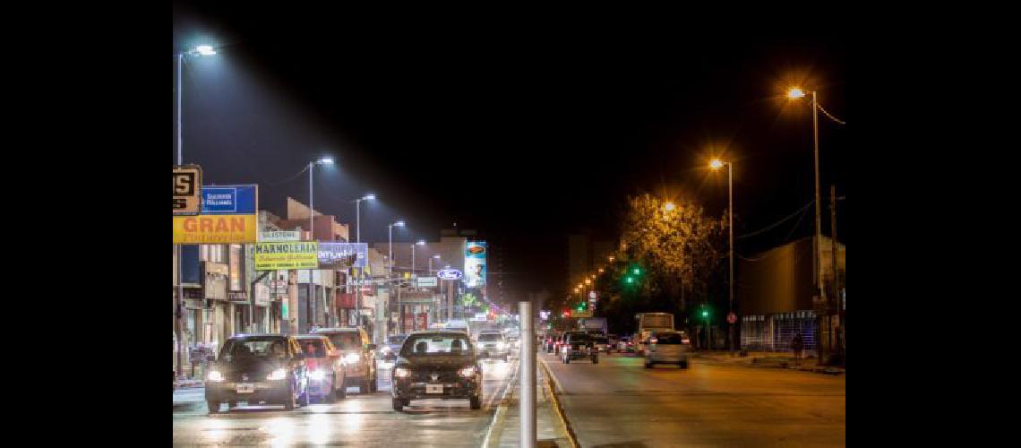 Instalaraacuten maacutes de 3500 luces LED