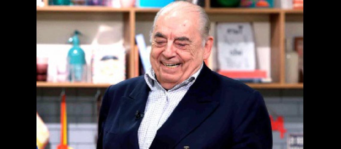 Homenaje del Senado al fundador de Los Chalchaleros