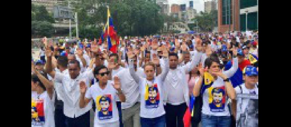 La oposicioacuten anuncioacute una marcha contra la Asamblea Constituyente