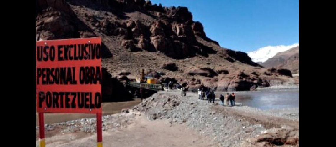 Continuacutea la  sentencia
