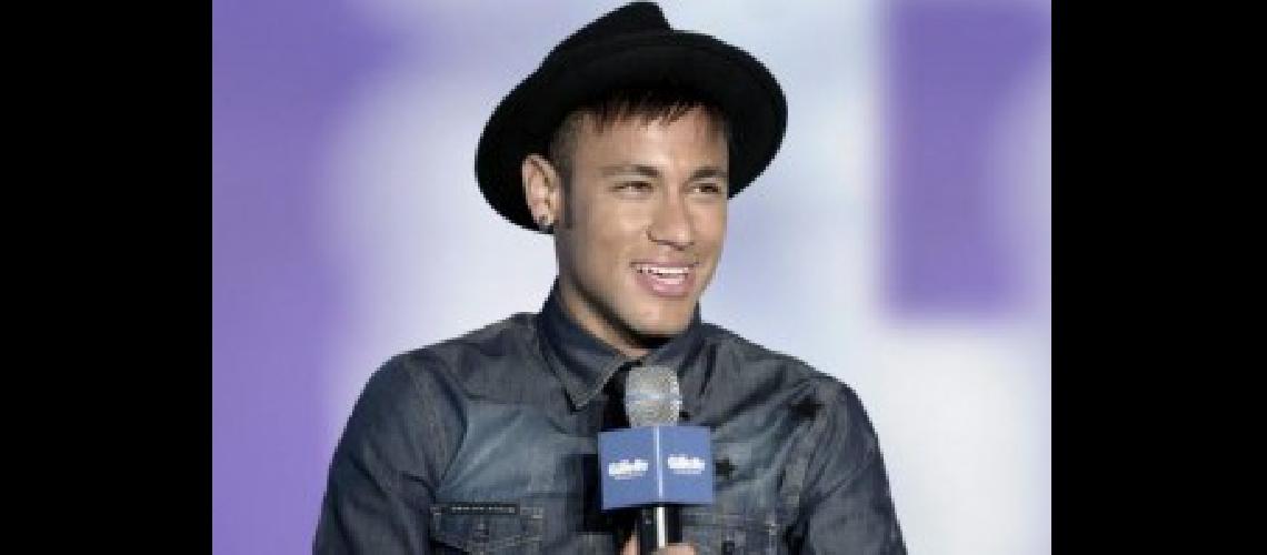 Dicen en Francia que Neymar podriacutea debutar el domingo