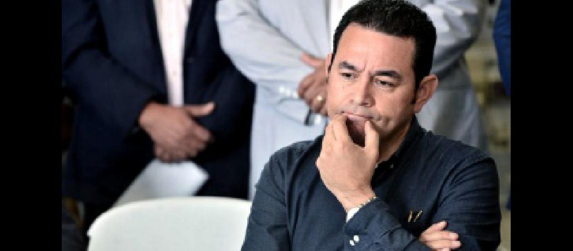 Jimmy Morales aseguroacute que respetaraacute los fallos que ordenan pena de muerte