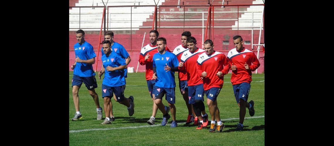 Los Andes volvioacute con caras nuevas