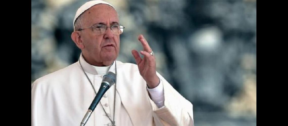 El papa Francisco pidioacute por las personas que sufren a causa de las tensiones sociales