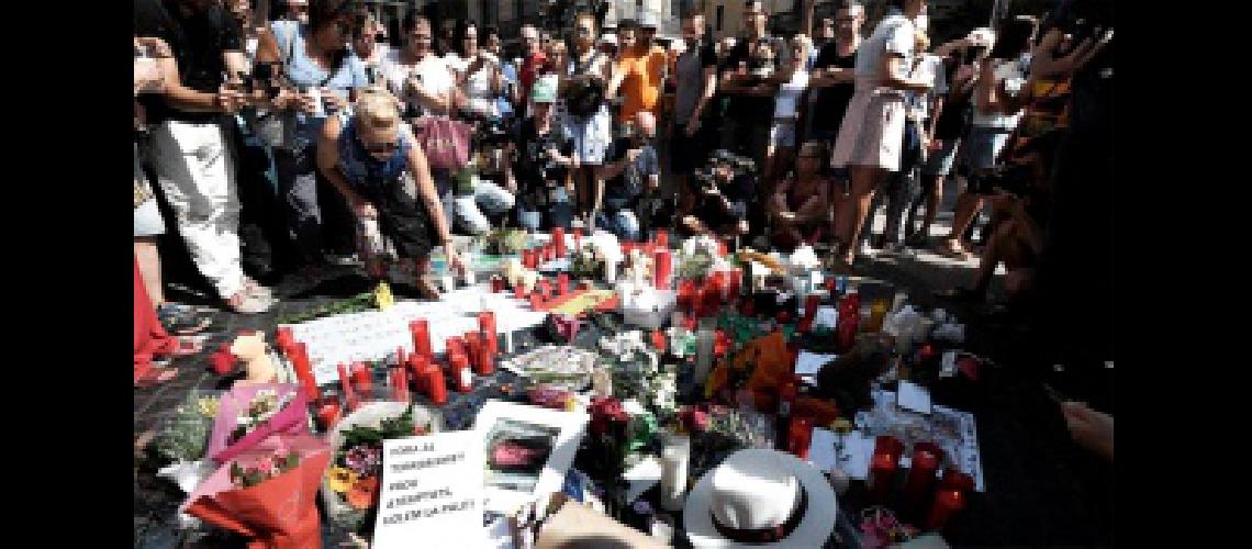 Murioacute una de las personas heridas y ya son 14 las viacutectimas por los atentados