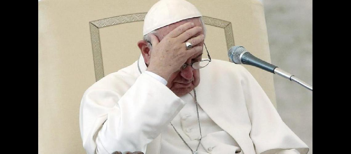 El papa Francisco denuncioacute la violencia ciega del terrorismo