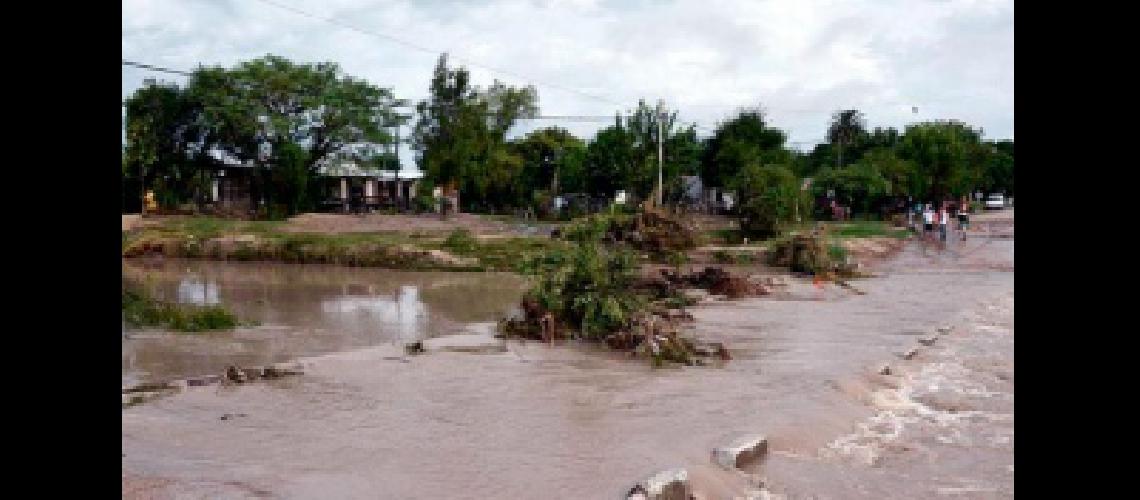Cinco municipios de Entre Riacuteos trabajaraacuten juntos en casos de emergencias