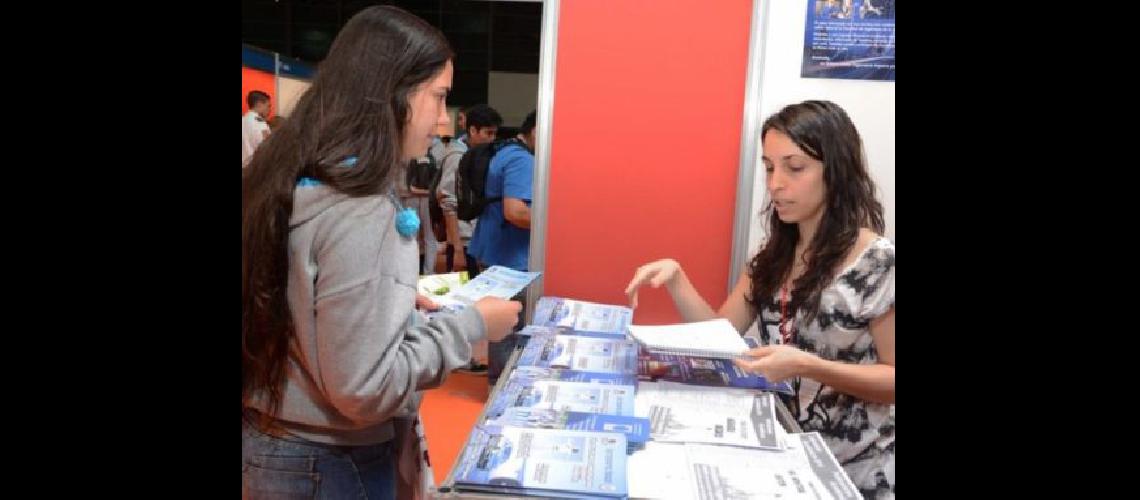 Uacuteltimo diacutea de la Expo Universidades
