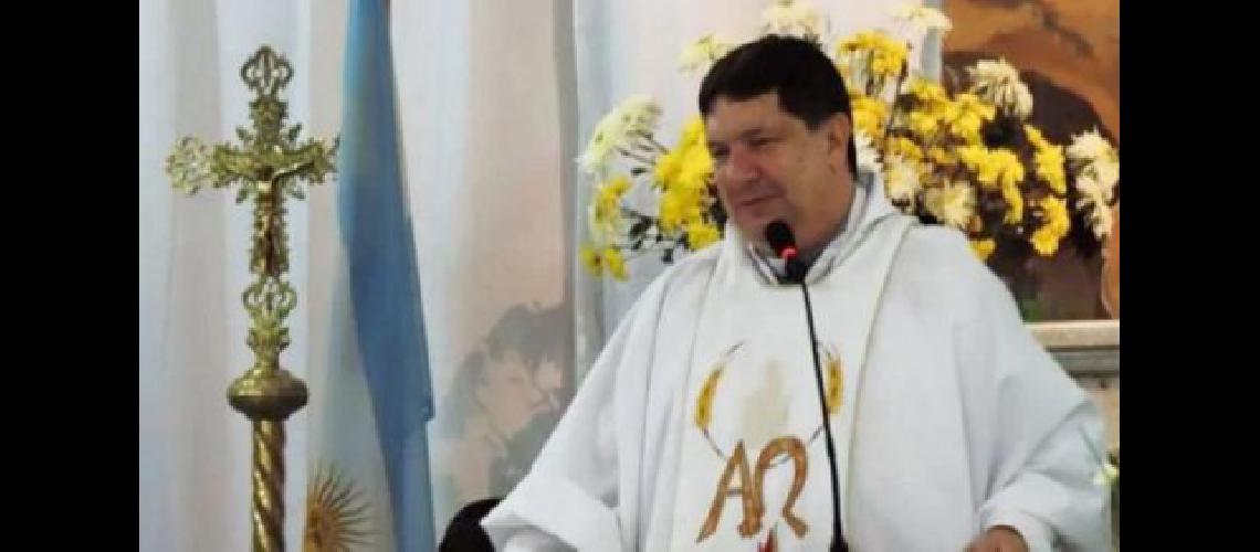 Un cura iraacute preso 25 antildeos por abuso