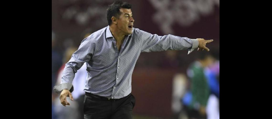 Almiroacuten prueba suplentes pensando en el calendario