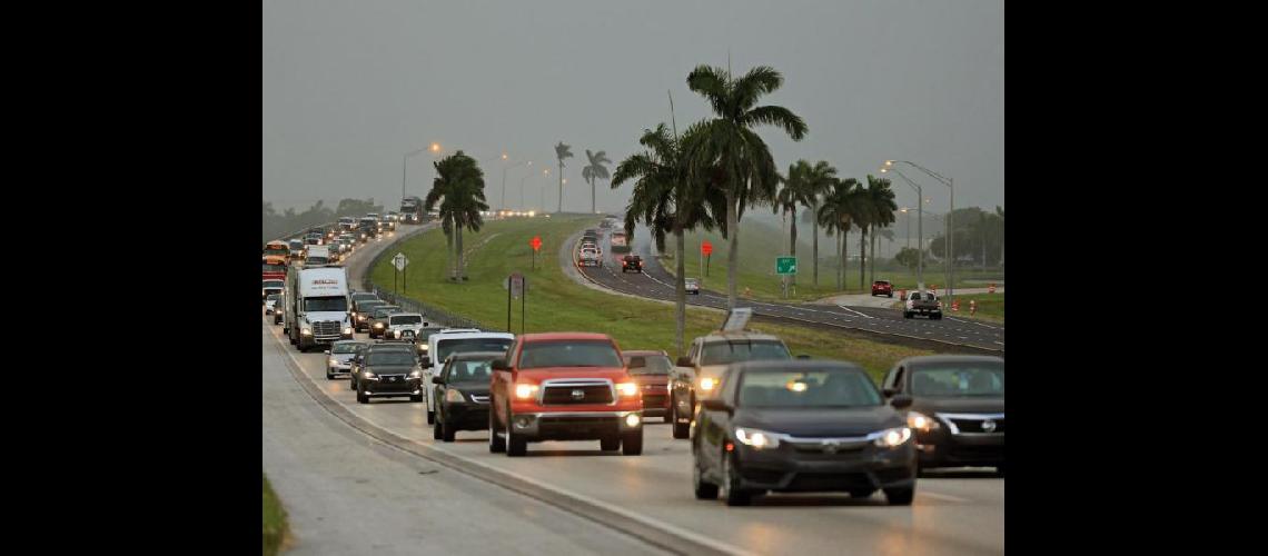 Argentinos varados en Miami le temen al huracaacuten Irma