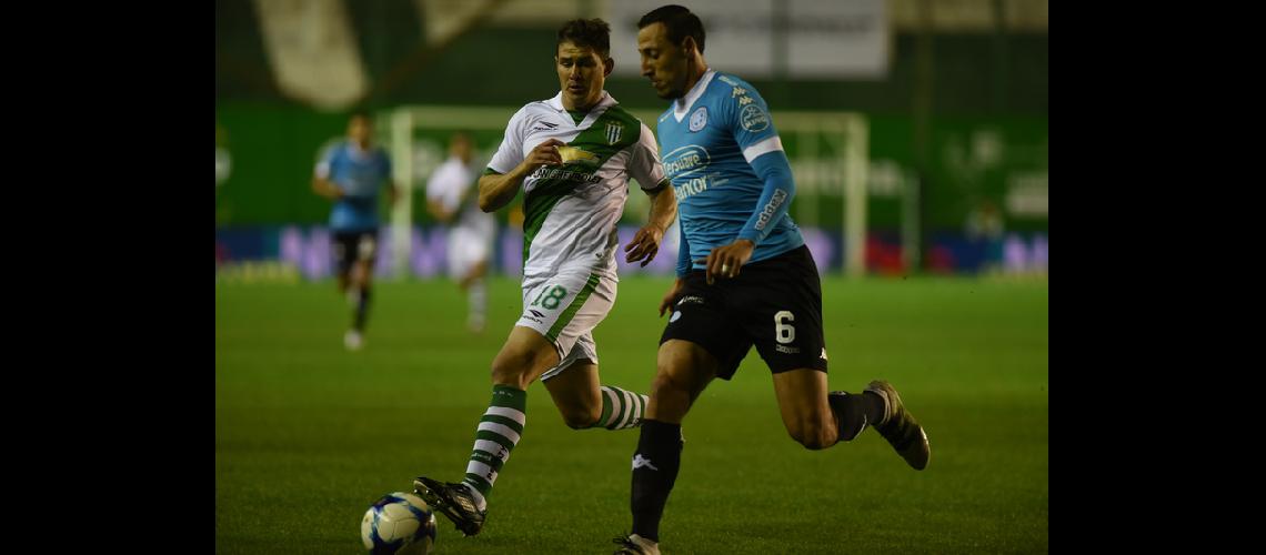 Banfield busca dar el golpe ante un River con cambios