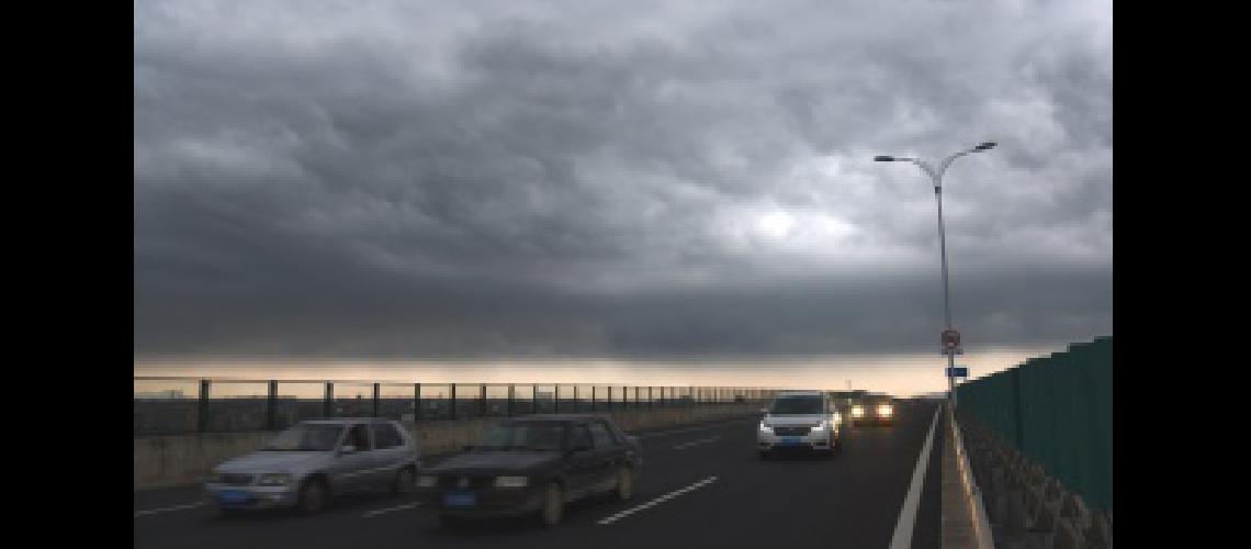 China renovoacute el alerta naranja por el huracaacuten Talim