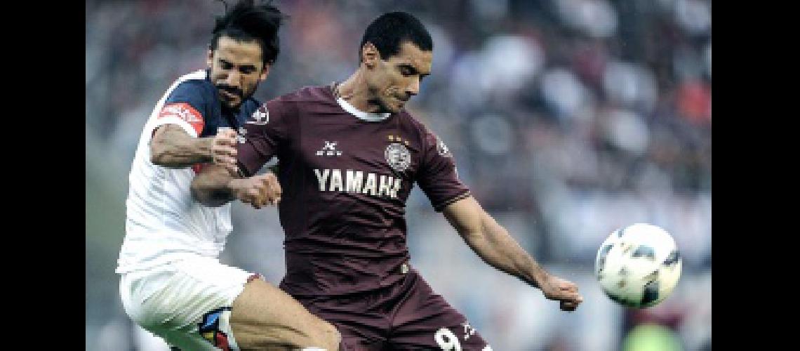 San Lorenzo y Lanuacutes se miden por la Copa Libertadores