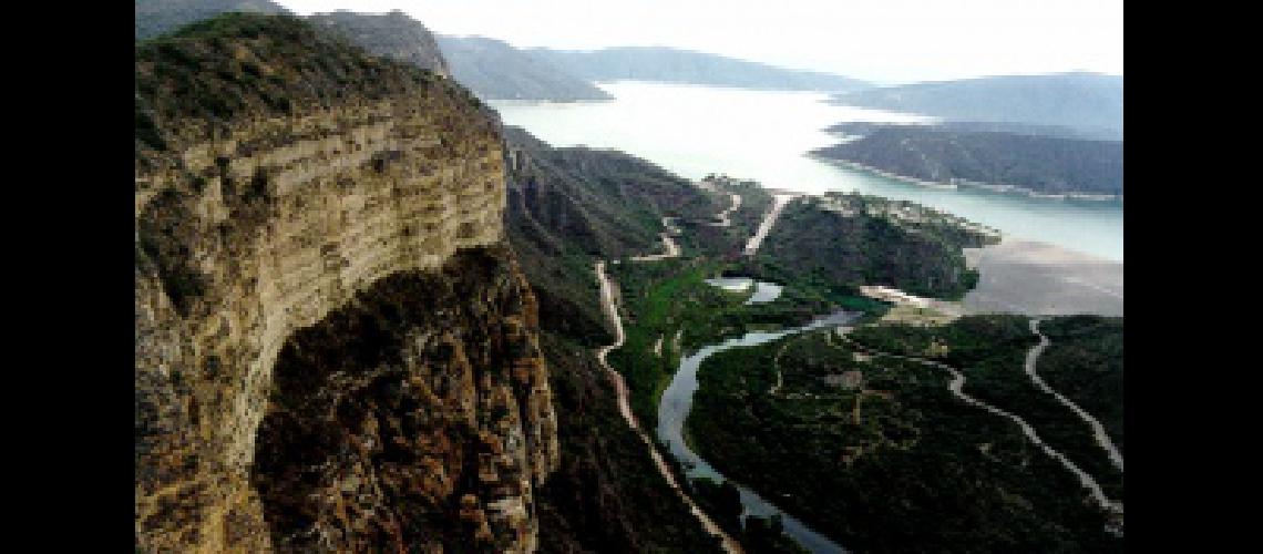 Promocionaraacuten los destinos turiacutesticos de la provincia en una feria en Pariacutes