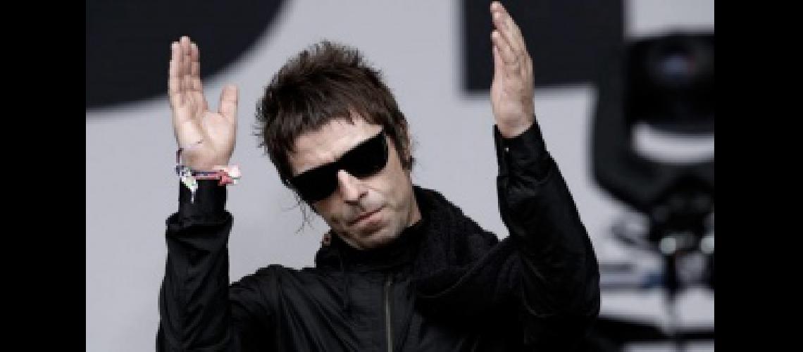 El cantante Liam Gallaher quiere que se reuacutena Oasis