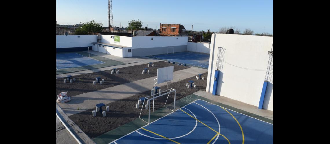 El Municipio de Lomas inicioacute la etapa final del Polideportivo de La Noria