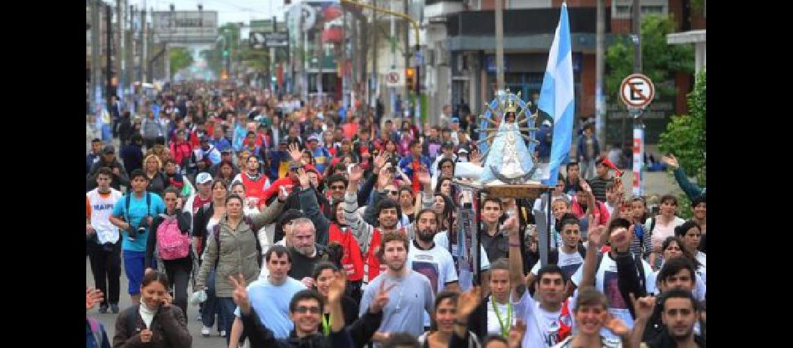 Brindan apoyo a los vecinos que peregrinen a Lujaacuten