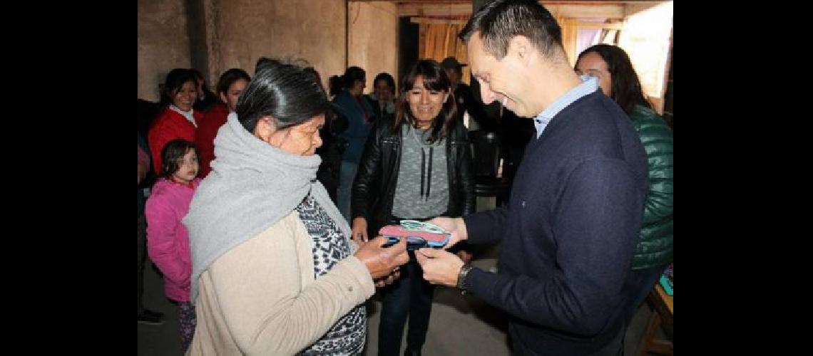 Guillermo Vintildeuales supervisoacute el plan de controles visuales