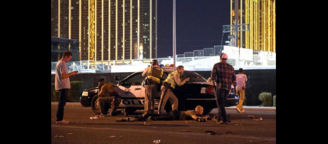 Estupor en EEUU un francotirador asesina a 58 personas en un recital en Las Vegas