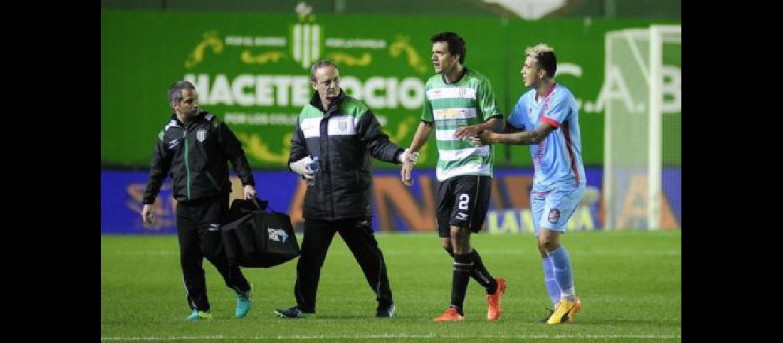 Civelli estaraacute un mes fuera de las canchas por lesioacuten